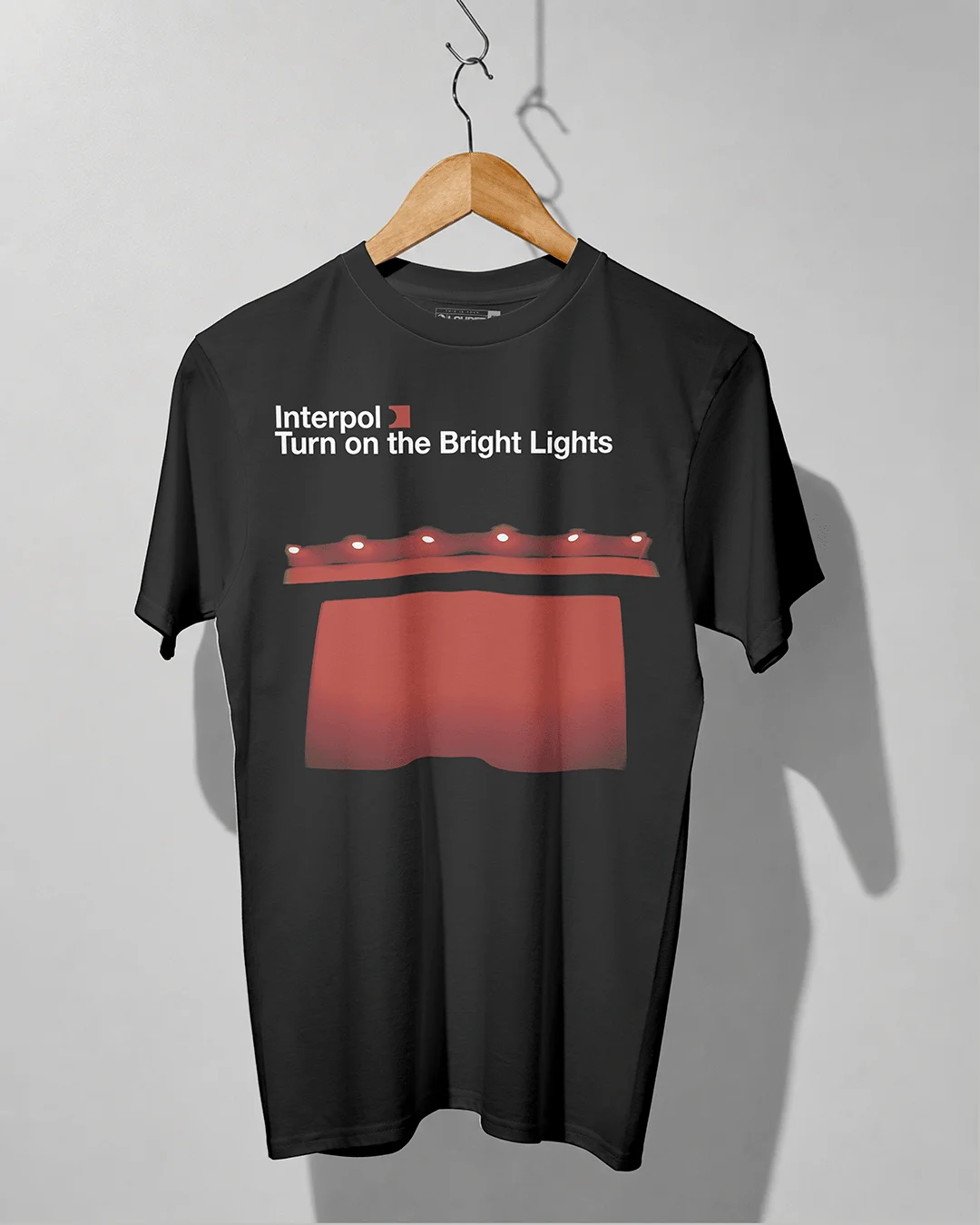 Camiseta Interpol Turn on the Bright Lights Preta Unissex